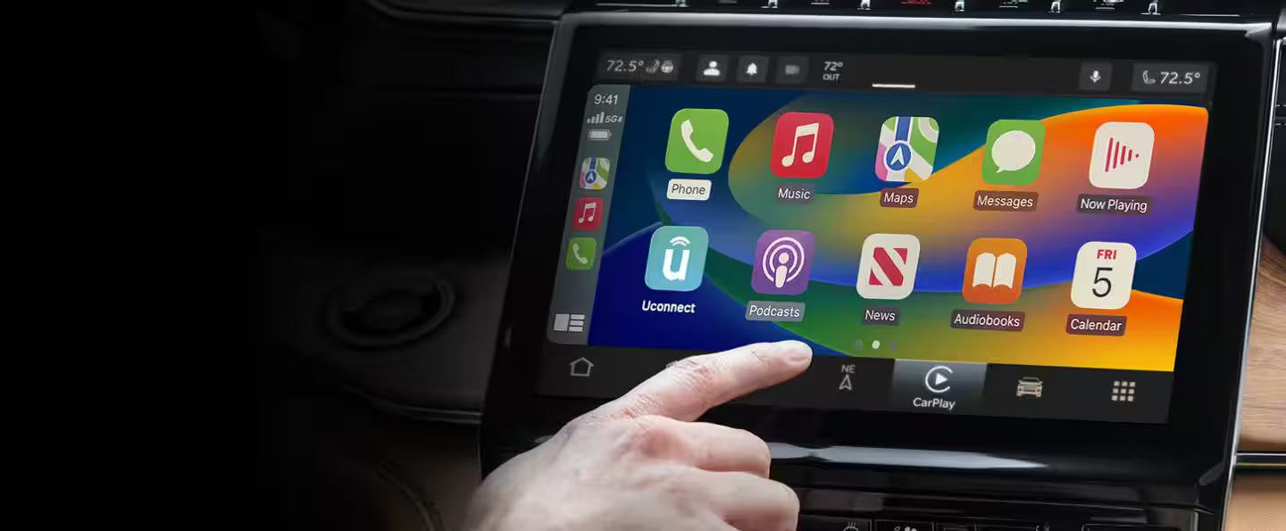 Apple CarPlay & Android Auto