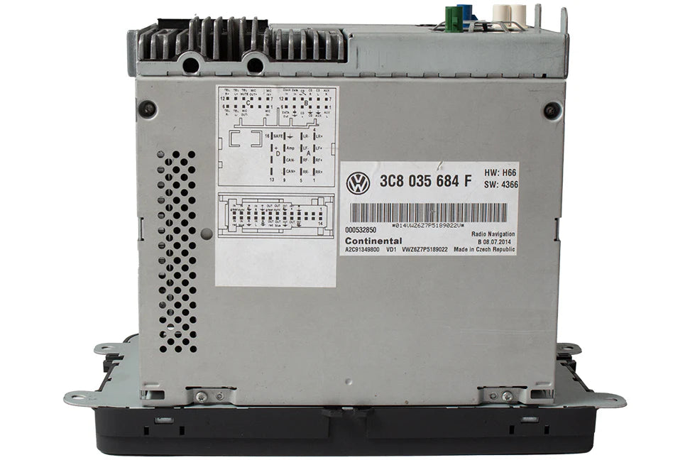 2012-2015 Volkswagen CC Radio GPS Navigation CD Player 3C0035684F
