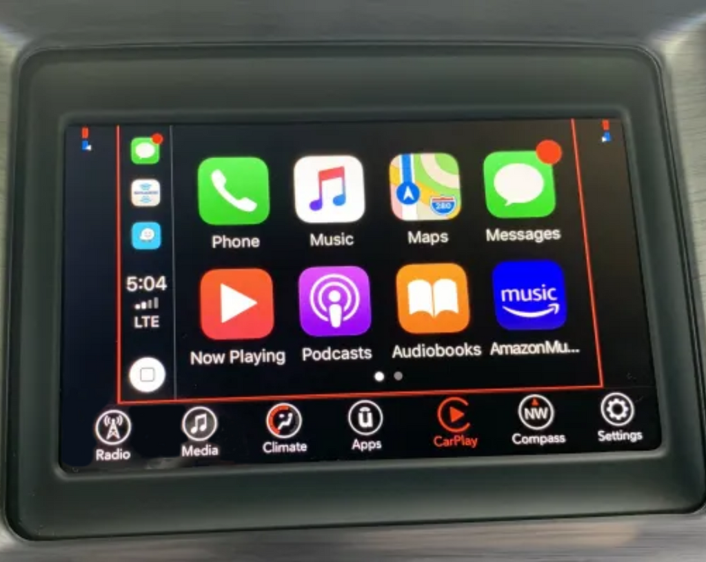 Dodge Charger Challenger 2015-2017 : Système UConnect 4 UAG avec écran de 7 pouces, Apple CarPlay et Android Auto
