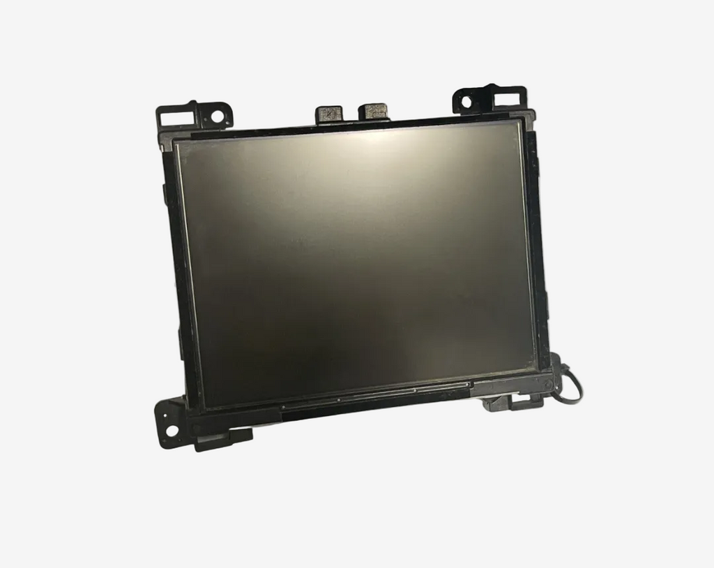 Radio con pantalla Mopar RA3 UConnect 3C de 8.4 pulgadas y montaje en Z