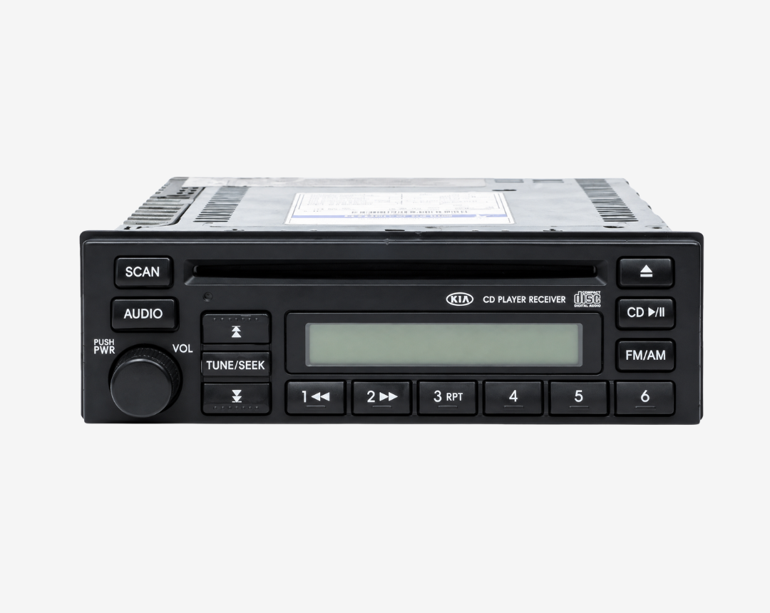 2003 - 2005 Kia Rio AM/FM Radio Receiver with Single-Disc CD Player