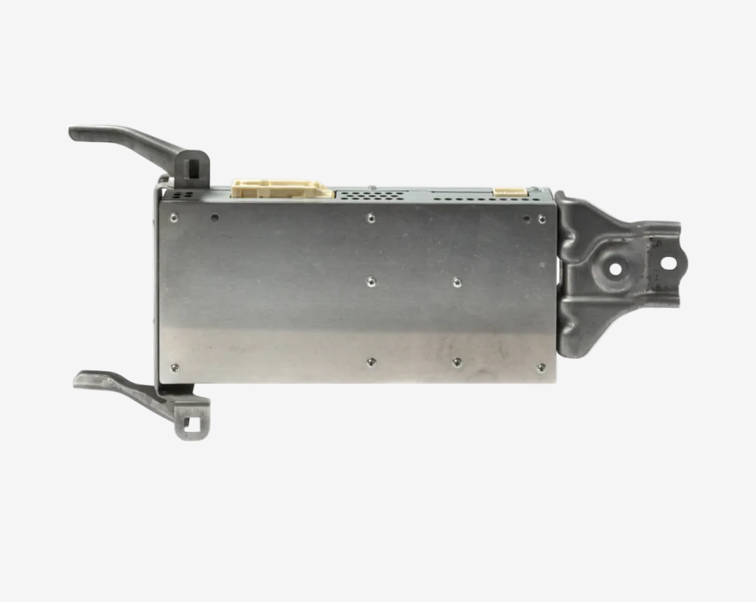 TYS1136 2013-2014 Lexus ES300H ES350 Rear Audio System Amplifier Model Number 8628033190