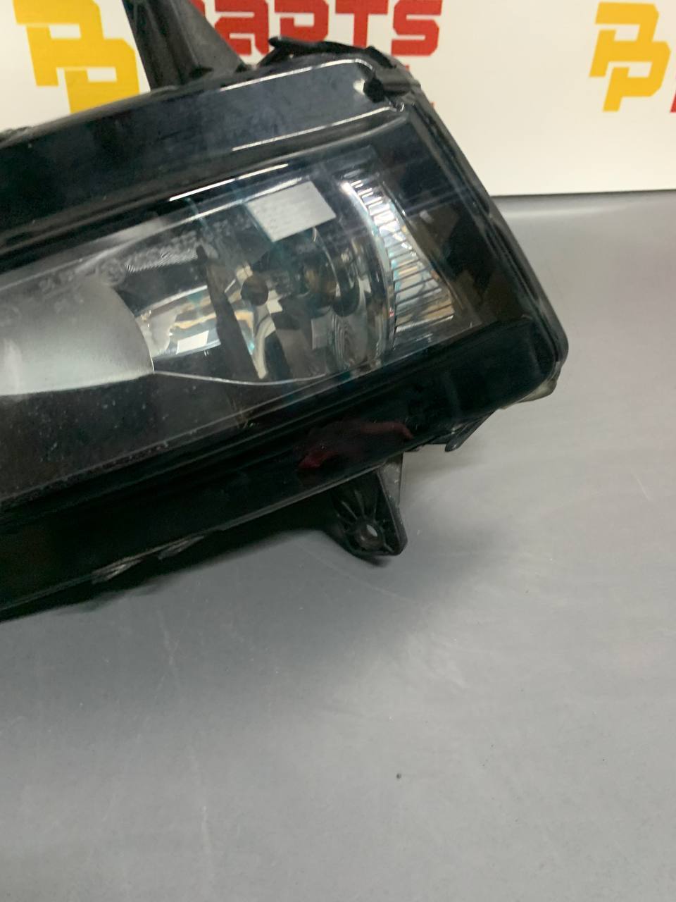 2018-2021 Volkswagen Golf Fog Light Driver Side LH OEM