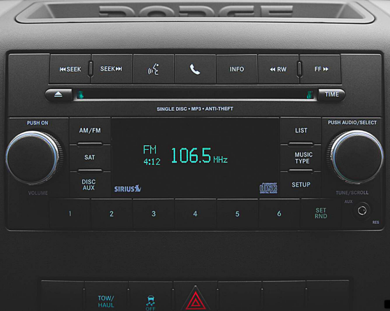 Mopar RES 130S CD Player SiriusXM Radio - High - CarPlayNav